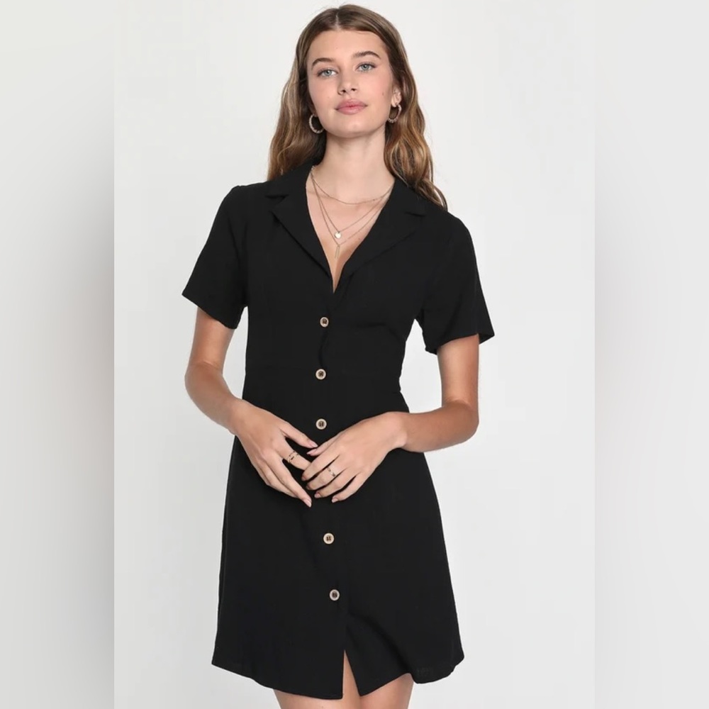 Lulu’s Black Linen Button-down Dress